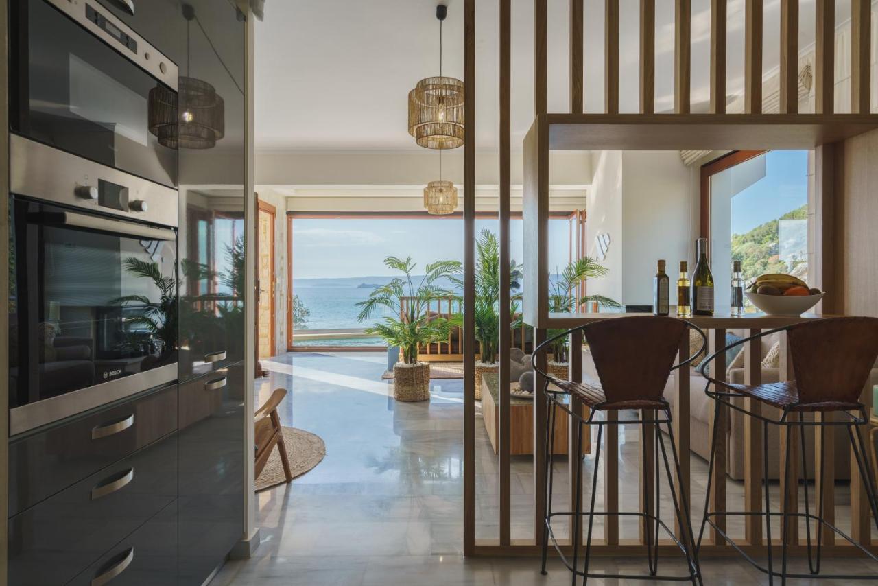 Villa Almy Plaka  Exteriör bild