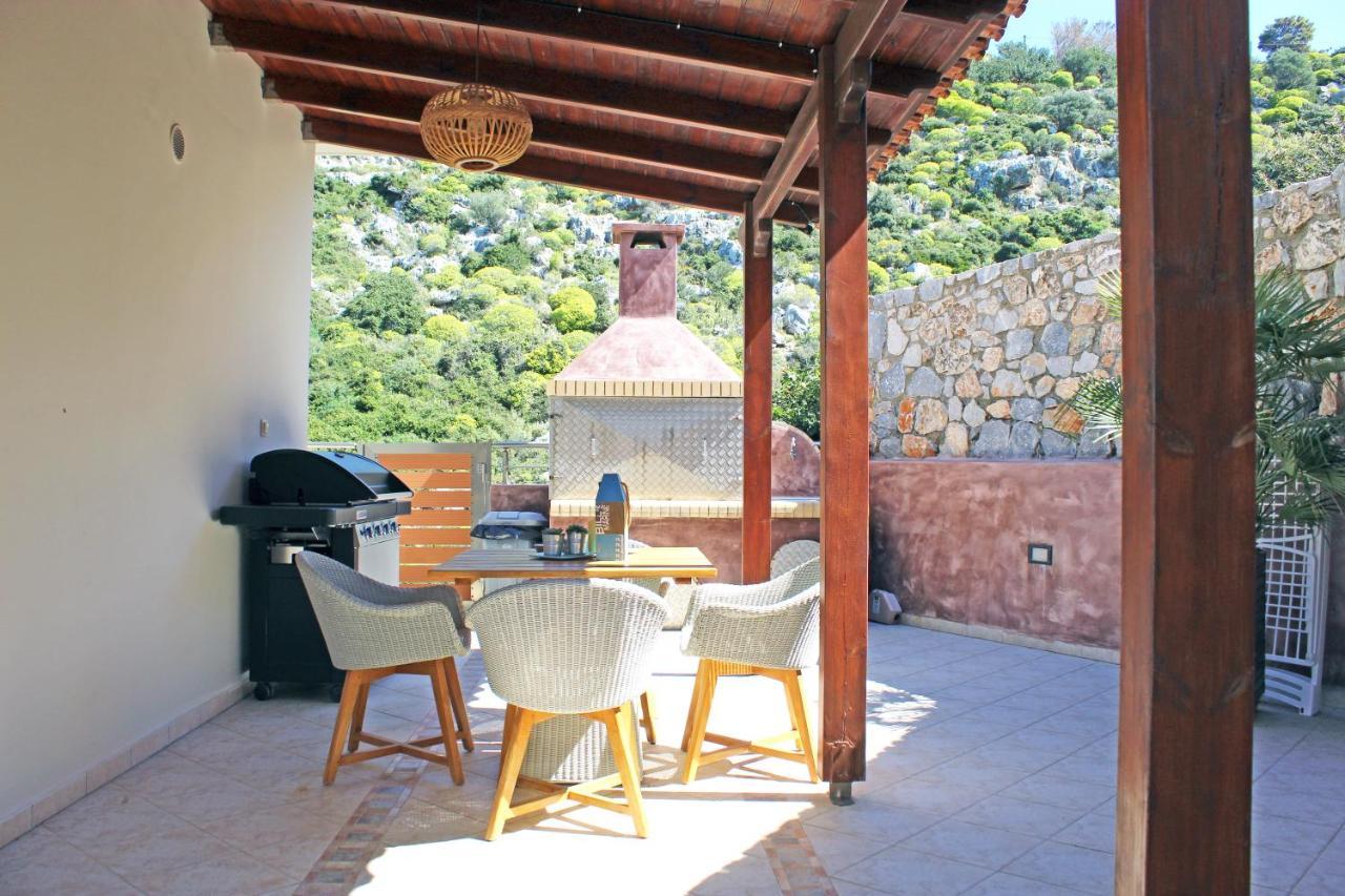 Villa Almy Plaka  Exteriör bild